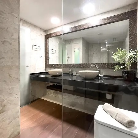 B-rent Eva's Atlantic